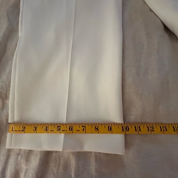 Women tuxedo suit ivory color with satin trim in perfect like new condition - Picture 9 of 15